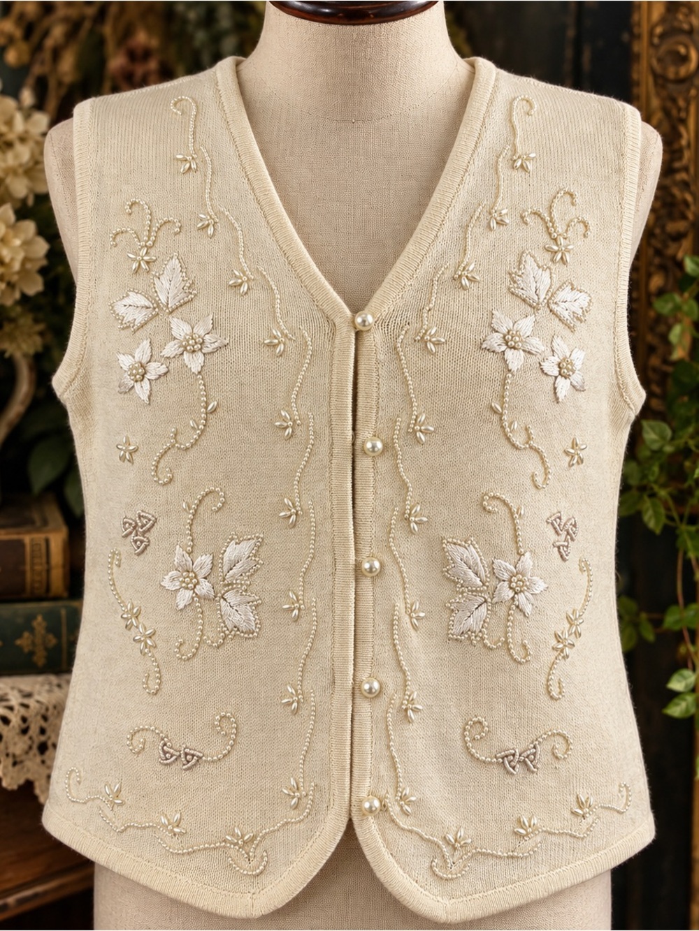 Vintage Requirements Beaded Floral Sweater Vest Cream Size S NWT